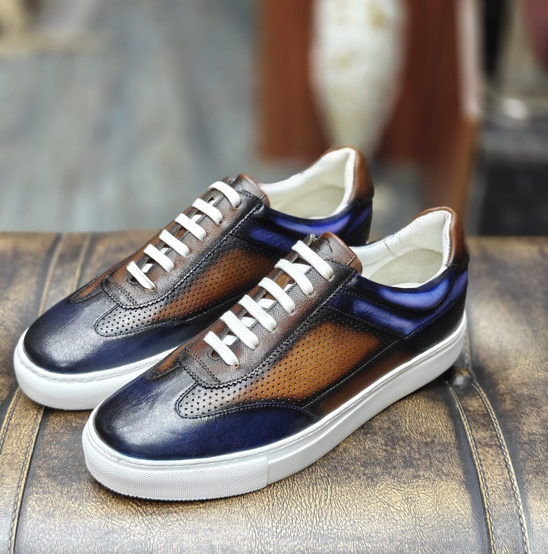 "Melvin & Hamilton Blue Brown Patina Sneakers – Stylish Footwear with Unique Blue-Brown Patina Finish"