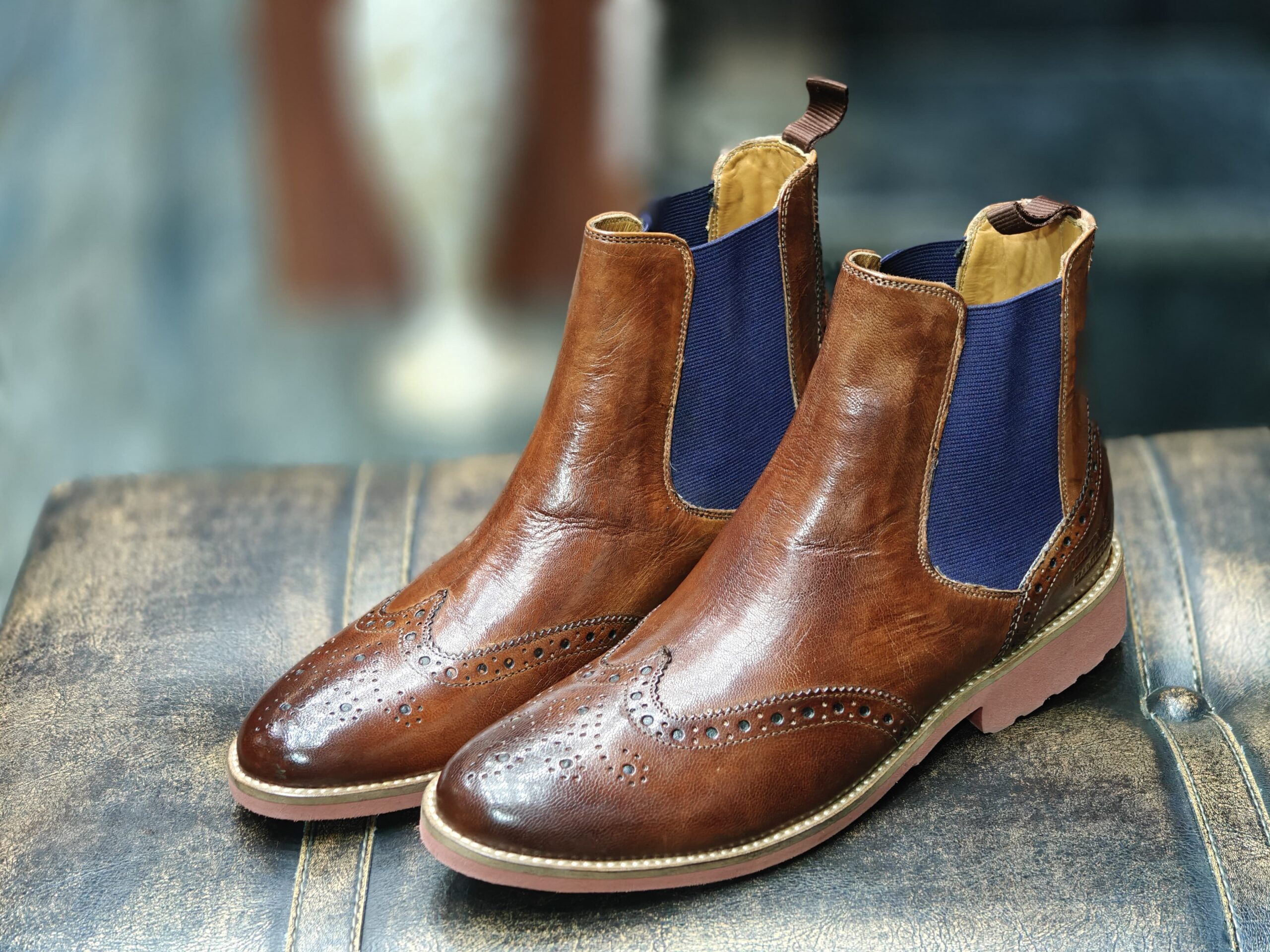 Melvin & Hamilton Patina Dark Brown Brogues Chelsea - Classic Elegance for Every Occasion